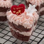 CORAZÃN DE CHOCOLATE BLANCO BESO PAREJA 30X27MM Unidades: 135 - Imagen 3